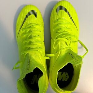 Nike Flyknit Cleats Unisex